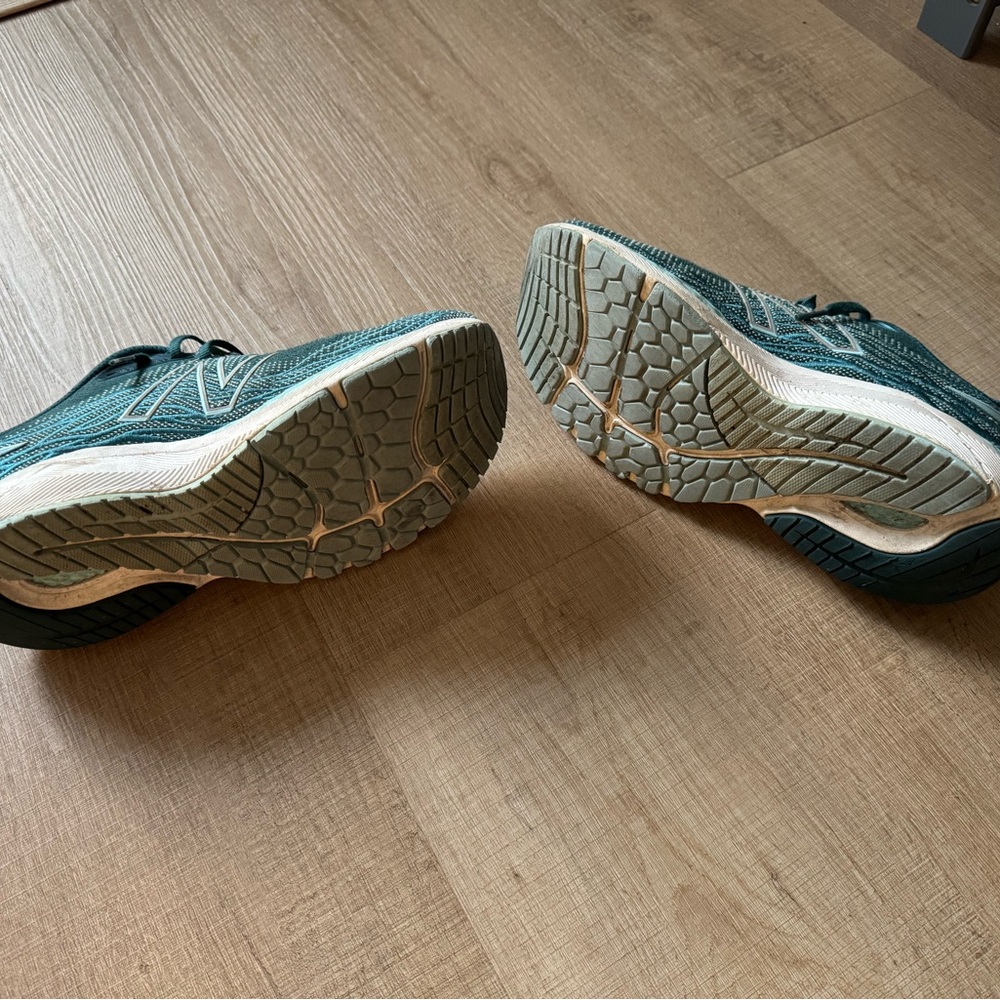 New Balance Women's Teal Athletic Shoes - Picture 4 of 5